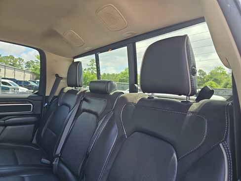 Used 2020 RAM 1500 Laramie AWD/4WD image 11