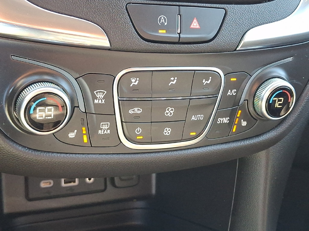 Certified 2024 Chevrolet Equinox LT FWD image 19