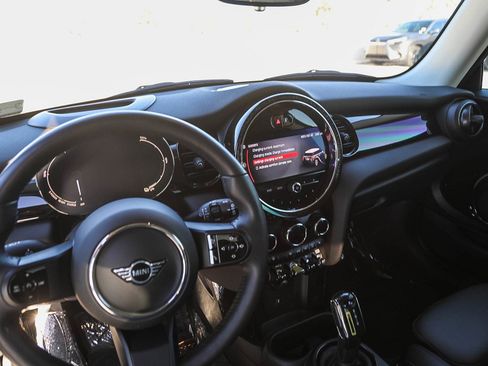 Used 2022 MINI Cooper SE image 12