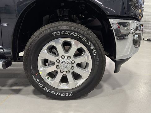 New 2025 RAM 2500 Laramie w/ Sport Appearance Package AWD/4WD image 13