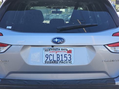 Used 2022 Subaru Forester Limited w/ Popular Package #3 image 16