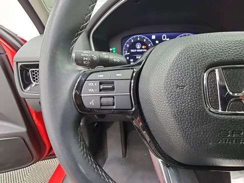 Used 2023 Honda Civic Touring image 25