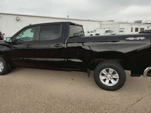 Used 2021 Chevrolet Silverado 1500 LT w/ Safety Package II image 6