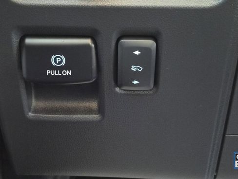 Certified 2023 Ford F150 Lariat w/ Equipment Group 502A High image 17