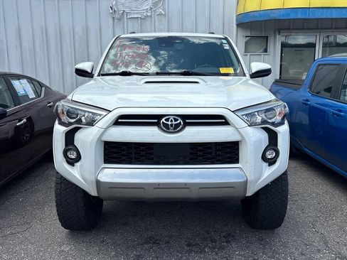 Used 2021 Toyota 4Runner TRD Off-Road AWD/4WD image 4