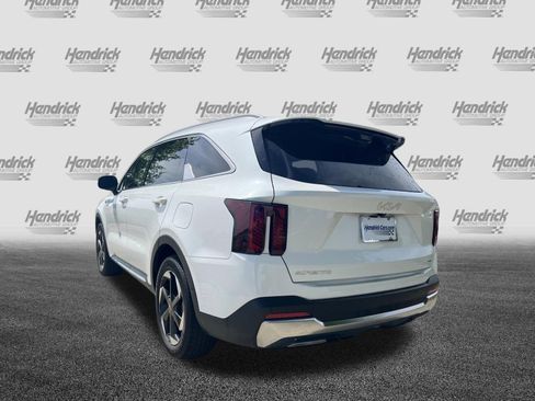Used 2025 Kia Sorento SX Prestige image 9