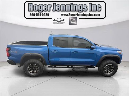 Used 2023 Chevrolet Colorado ZR2 w/ ZR2 Convenience Package III image 12