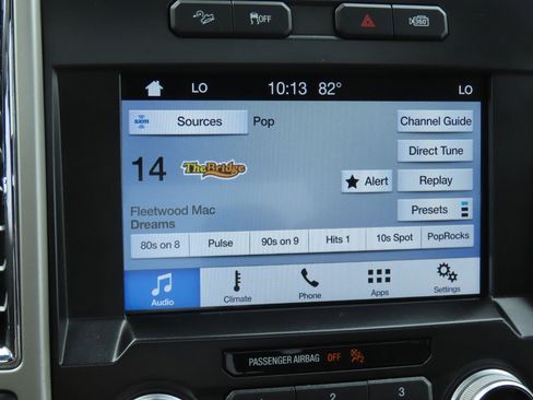 Used 2015 Ford F150 King Ranch w/ Equipment Group 601A Luxury AWD/4WD image 31