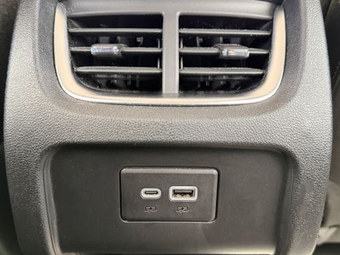 Used 2024 Chevrolet Blazer LT w/ Convenience Package image 11