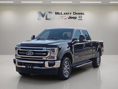 Used 2021 Ford F250 Lariat w/ Lariat Ultimate Package AWD/4WD image 2