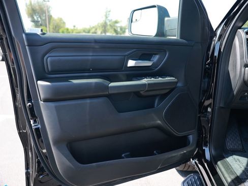 New 2026 RAM 1500 Express AWD/4WD image 14