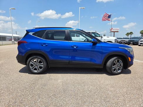 Used 2022 Kia Seltos S FWD image 8