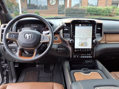 Used 2024 RAM 3500 Limited image 7