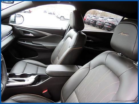 Used 2025 Buick Envista Avenir image 13