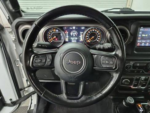 Used 2020 Jeep Wrangler Unlimited Sport S image 24