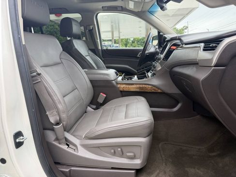 Used 2015 GMC Yukon Denali w/ Premium Package AWD/4WD image 6