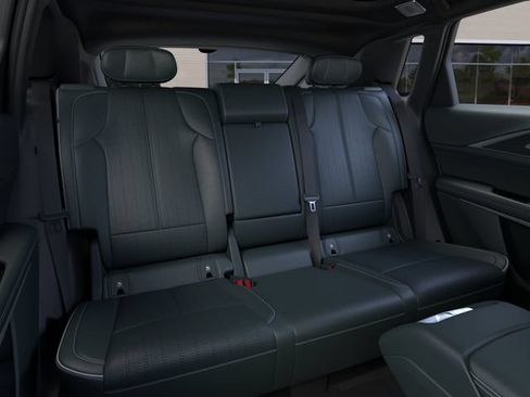 New 2026 Cadillac Lyriq Signature Luxury w/ Nappa Leather Package RWD image 17