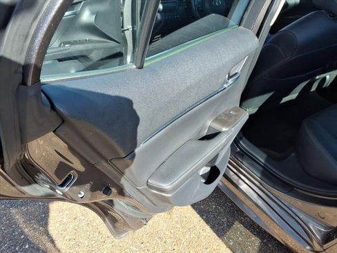 Used 2023 Toyota Camry XSE image 14