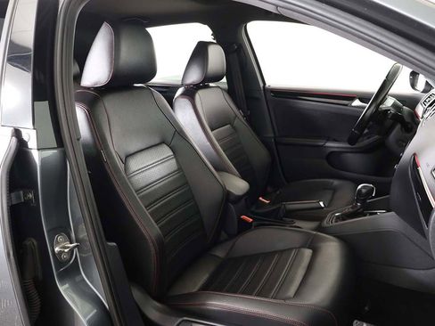 Used 2017 Volkswagen Jetta GLI image 31