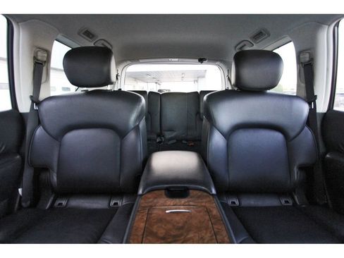 Used 2021 Nissan Armada SL w/ Captain's Chairs Package RWD image 15