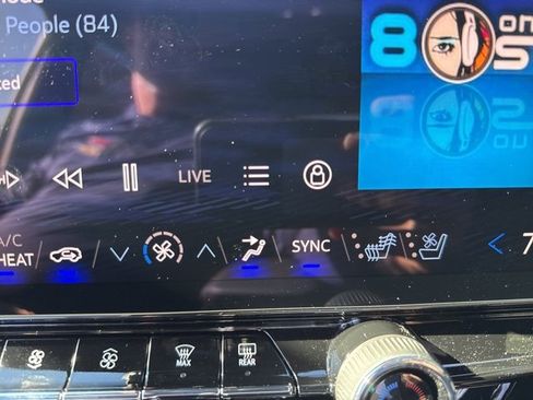 Used 2024 Chevrolet Blazer EV RS image 19