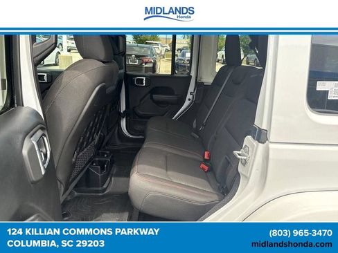 Used 2020 Jeep Wrangler Unlimited Rubicon AWD/4WD image 36