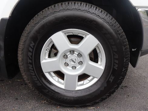 Used 2006 Nissan Frontier SE w/ (P01) Power Pkg AWD/4WD image 42