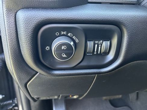 Used 2024 RAM 2500 Laramie w/ Night Edition AWD/4WD image 17