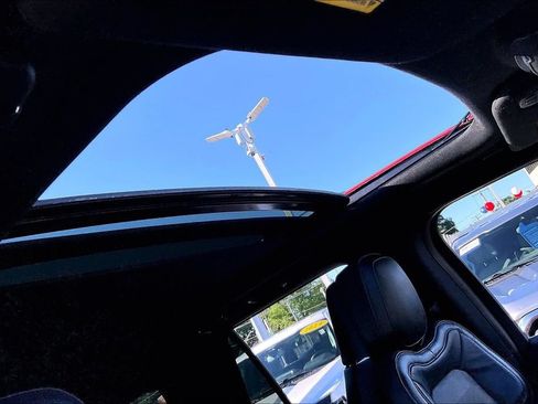 Used 2019 Lincoln Navigator Reserve AWD/4WD image 21