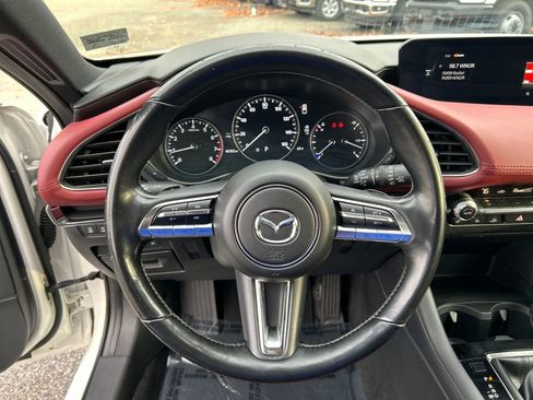 Used 2023 MAZDA MAZDA3 Hatchback w/ Appearance Package image 21