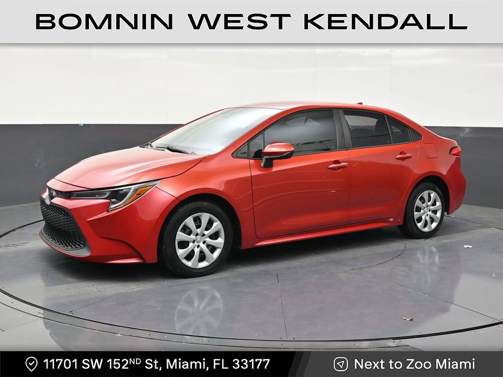 Used 2021 Toyota Corolla LE FWD image 1