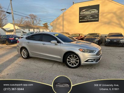 Used 2017 Ford Fusion SE w/ Fusion SE Technology Package