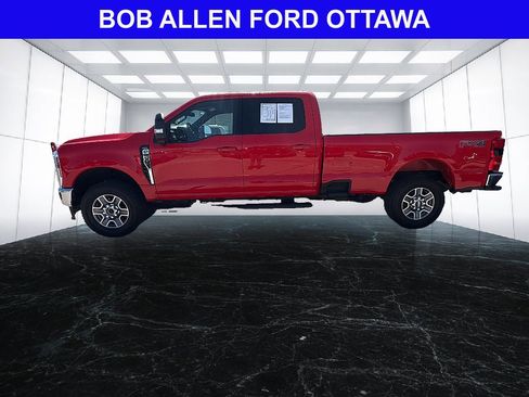 Used 2026 Ford F250 Lariat w/ FX4 Off-Road Package AWD/4WD image 2