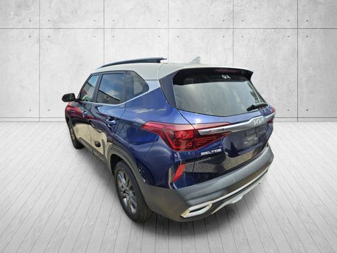 Used 2022 Kia Seltos S FWD image 7