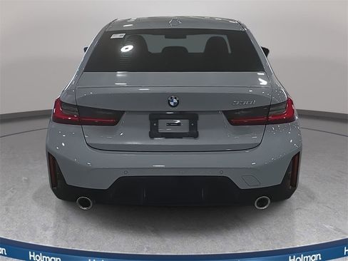 Used 2023 BMW 330i Sedan w/ M Sport Package image 6