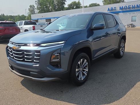 Used 2025 Chevrolet Equinox LT w/ Safety and Technology Package FWD image 10