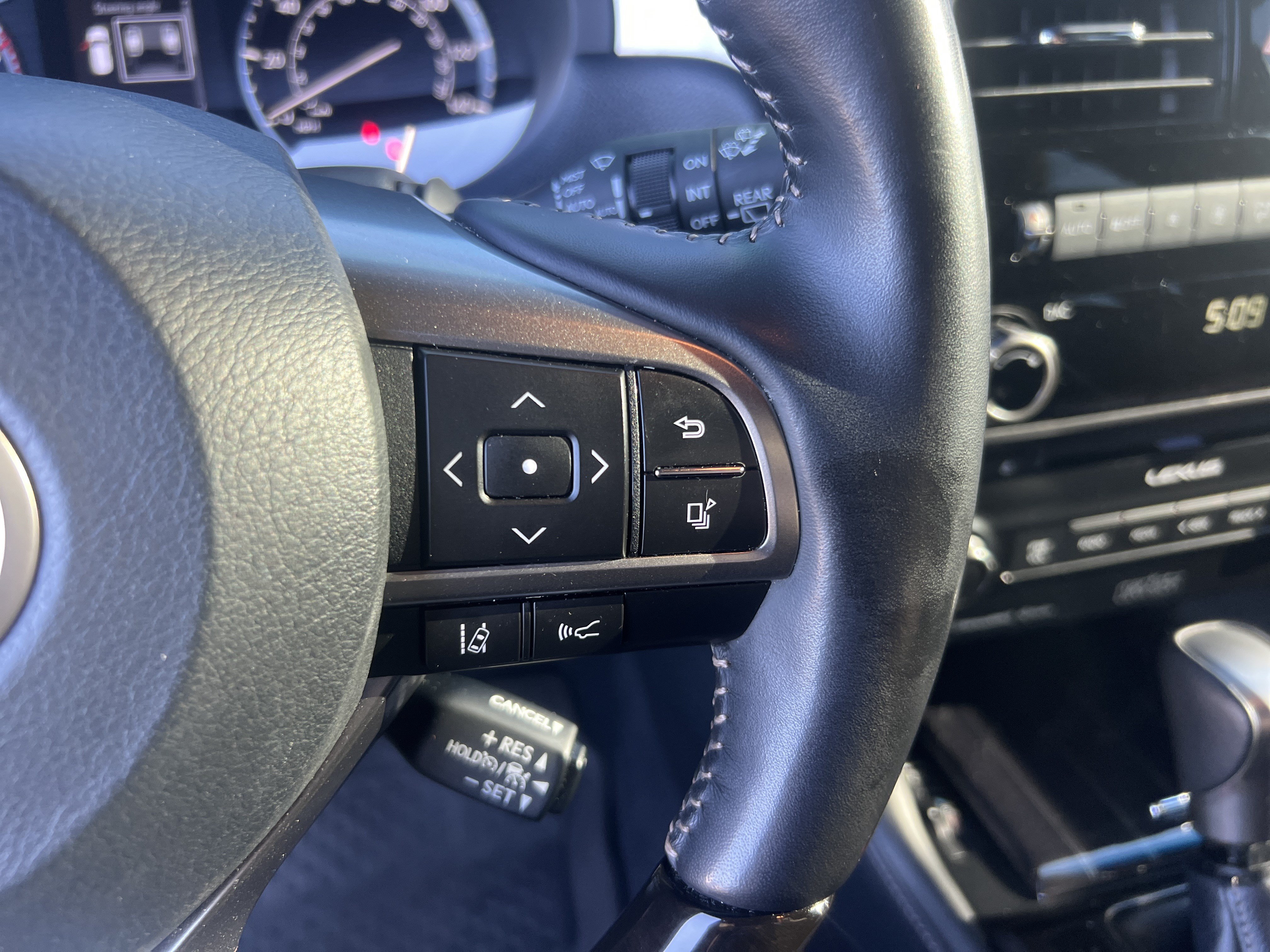 Used 2023 Lexus GX 460 Premium AWD/4WD image 20