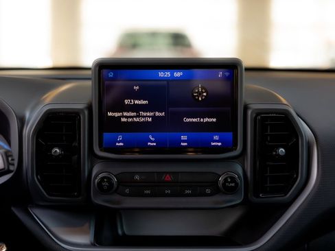 Used 2022 Ford Bronco Sport AWD/4WD image 18