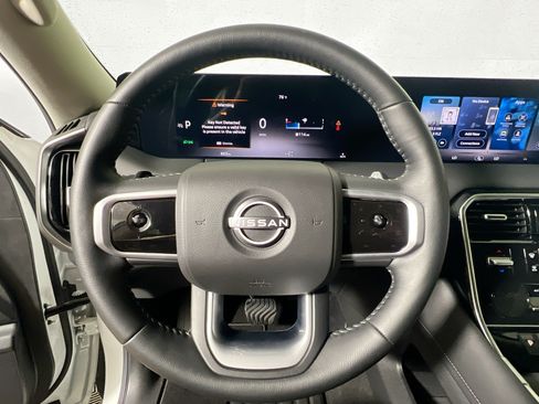 Used 2026 Nissan Armada SV AWD/4WD image 17