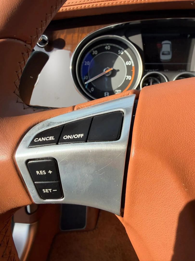 Used 2014 Bentley Flying Spur W12 AWD/4WD image 14