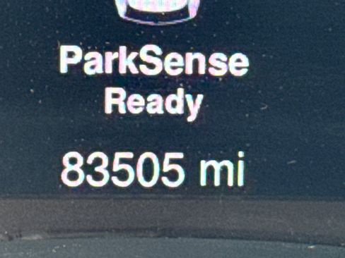 Used 2015 Jeep Grand Cherokee Limited w/ Trailer Tow Group IV AWD/4WD image 18