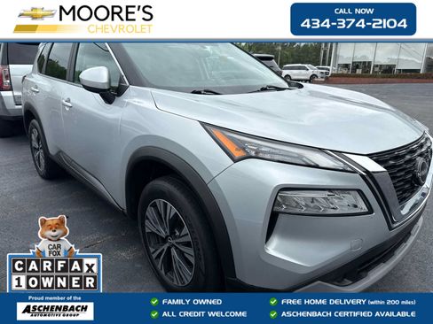 Used 2023 Nissan Rogue SV FWD image 1