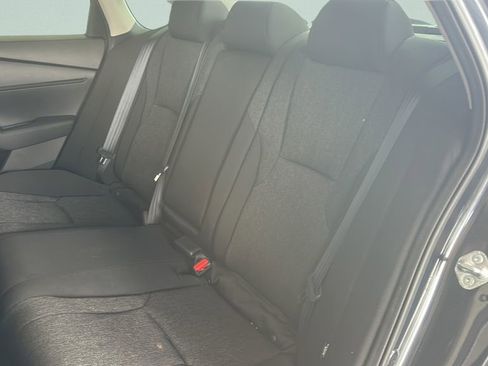 Used 2025 Honda Accord SE image 27