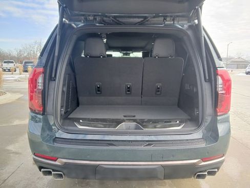 New 2026 GMC Yukon AT4 Ultimate w/ LPO, Illumination Package image 21
