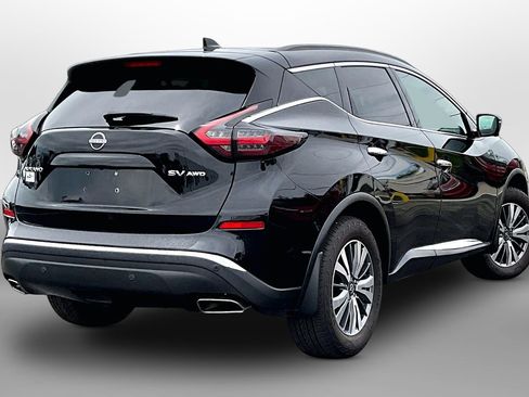 Used 2023 Nissan Murano SV AWD/4WD image 11