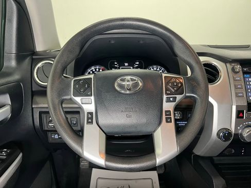 Used 2018 Toyota Tundra SR5 image 12