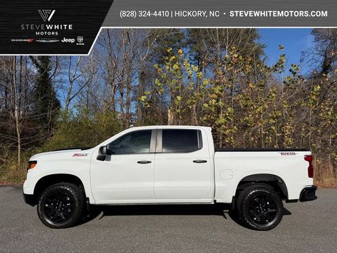 Used 2024 Chevrolet Silverado 1500 Custom Trail Boss image 1