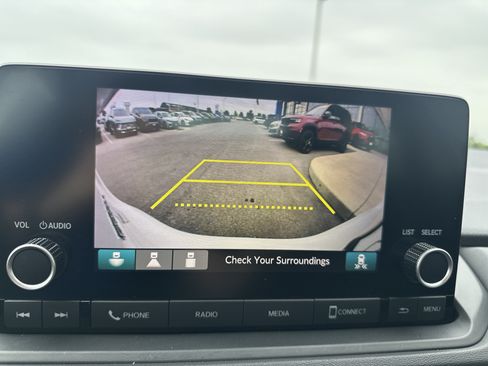 Certified 2025 Honda Accord SE image 18