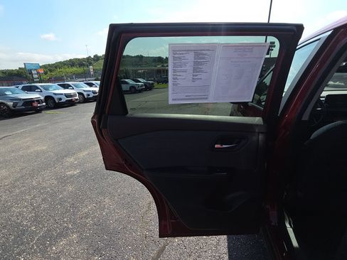Used 2023 Nissan Rogue SV AWD/4WD image 26