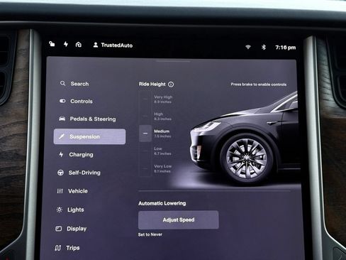 Used 2018 Tesla Model X 75D AWD/4WD image 23